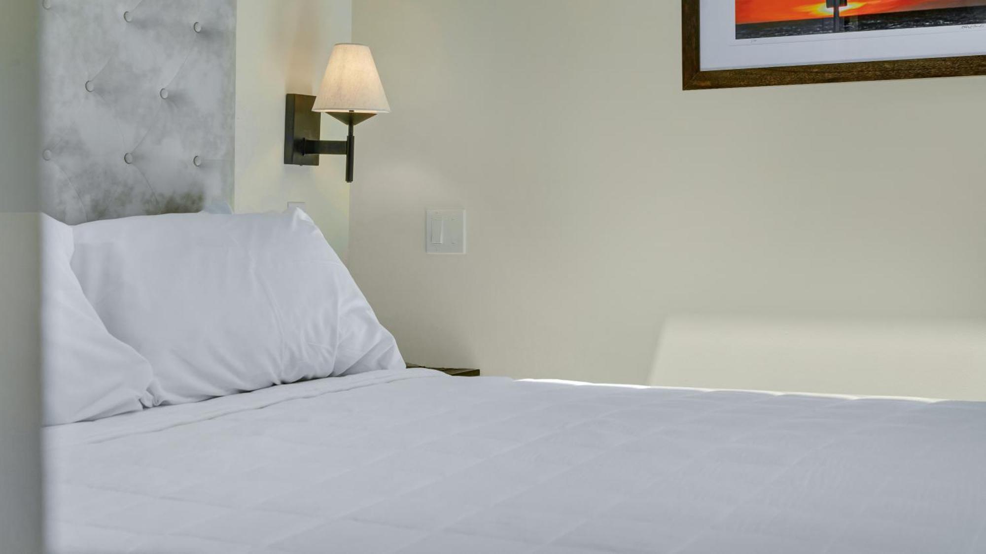 The Link South 4*